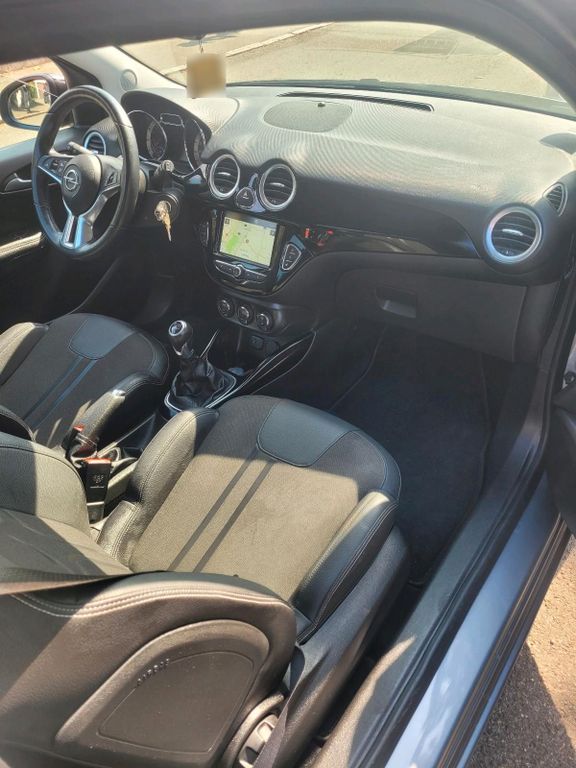 Opel Adam