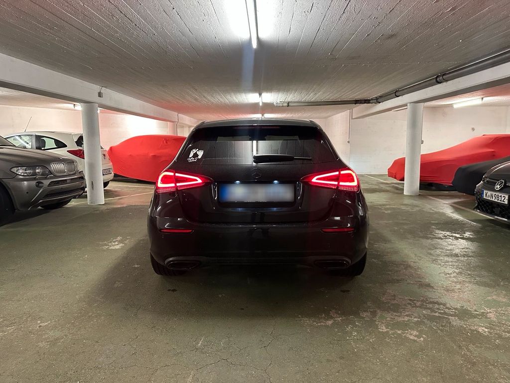Mercedes-Benz A 180