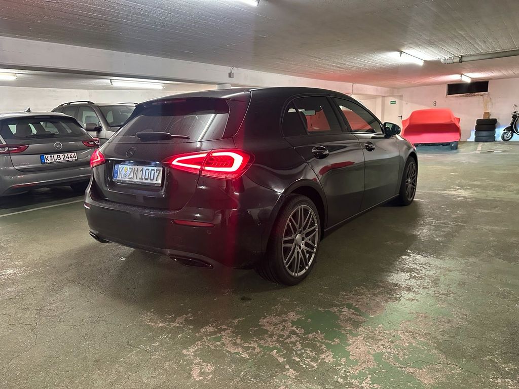 Mercedes-Benz A 180