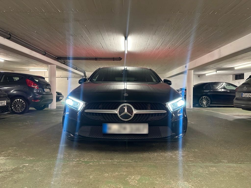 Mercedes-Benz A 180