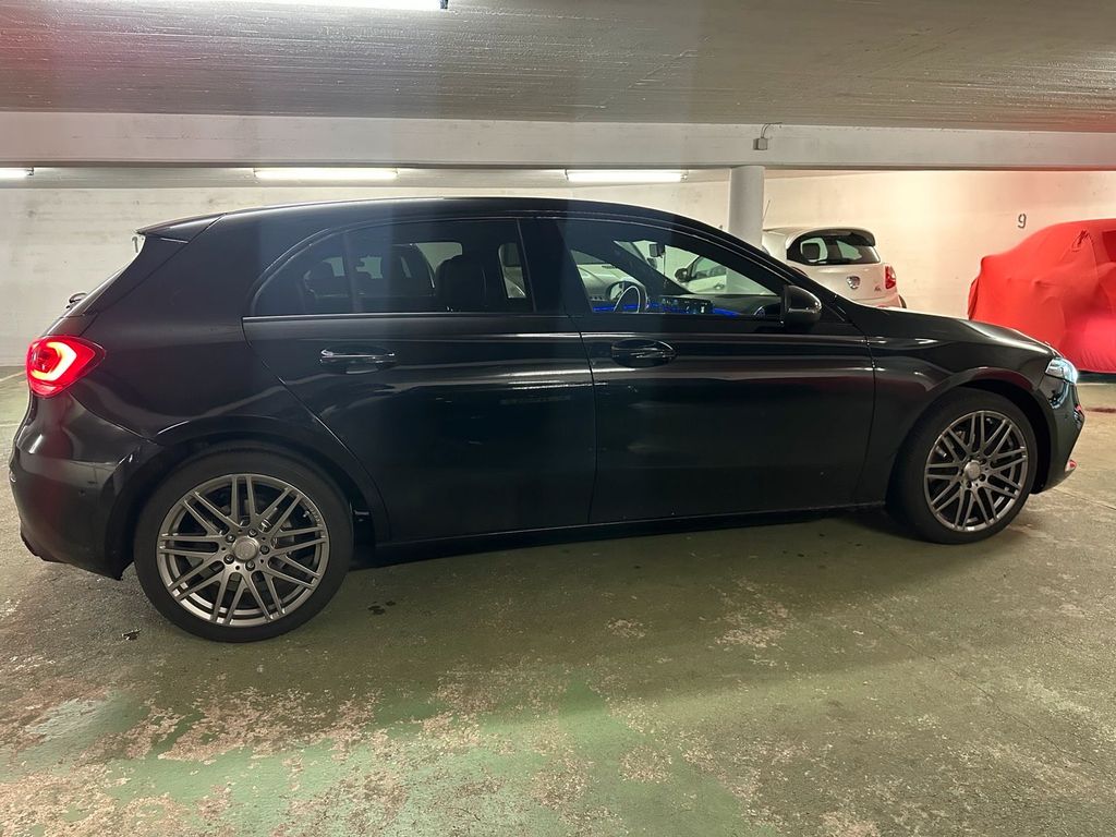 Mercedes-Benz A 180