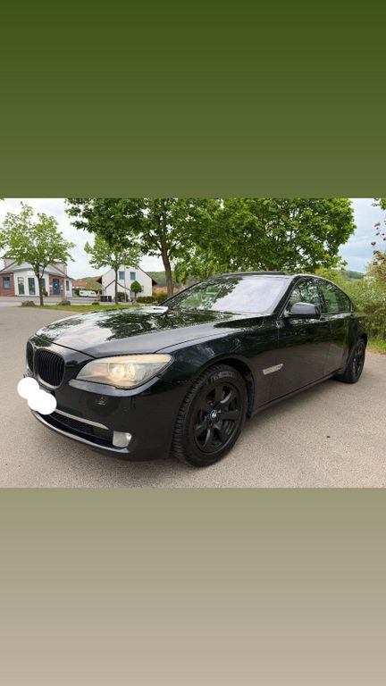 BMW 740