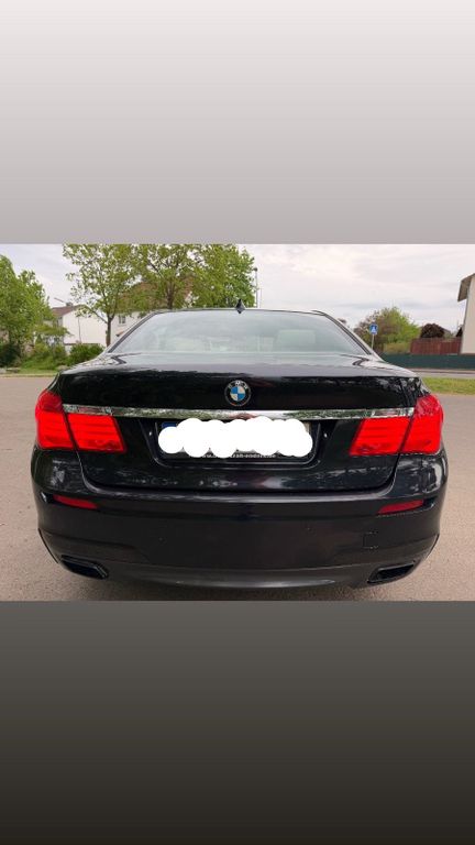 BMW 740