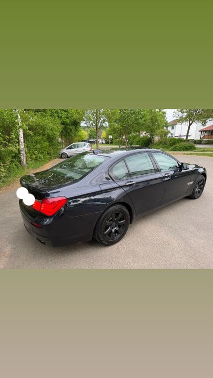 BMW 740