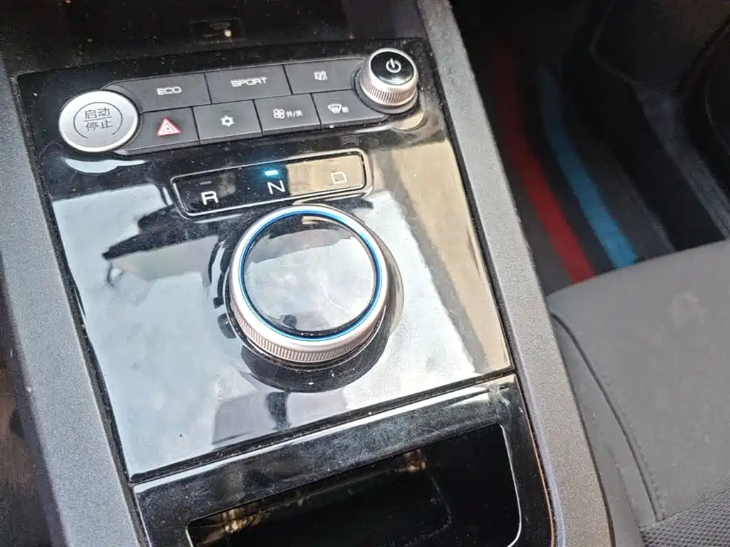 BYD e2