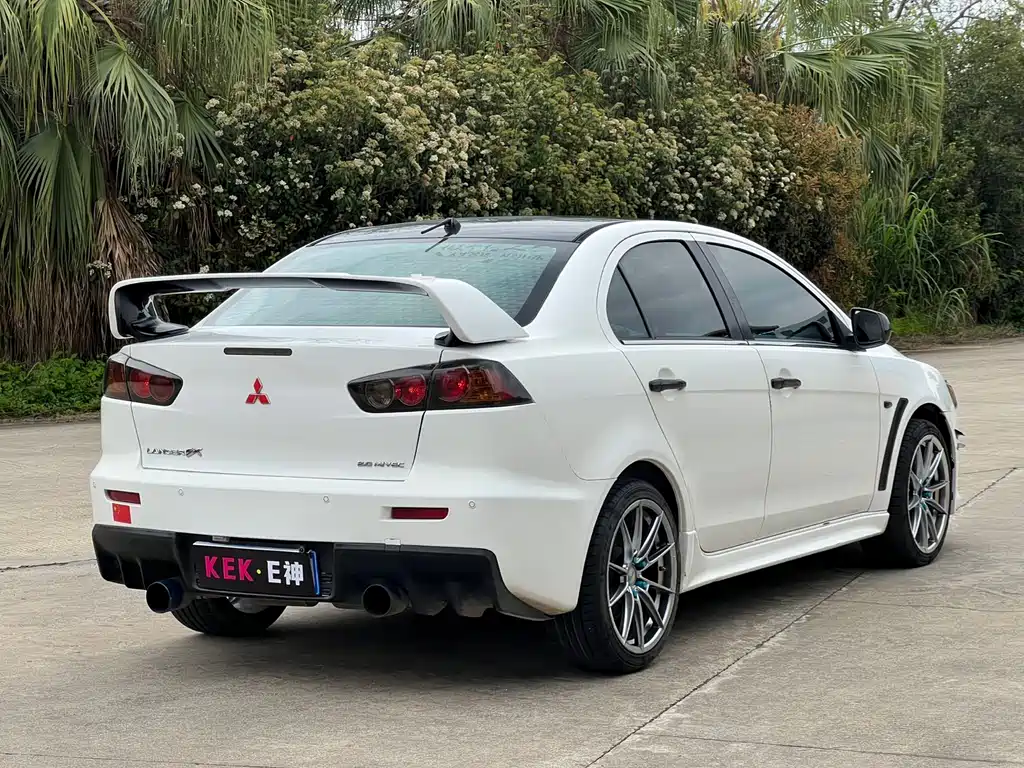 Mitsubishi Lancer EX