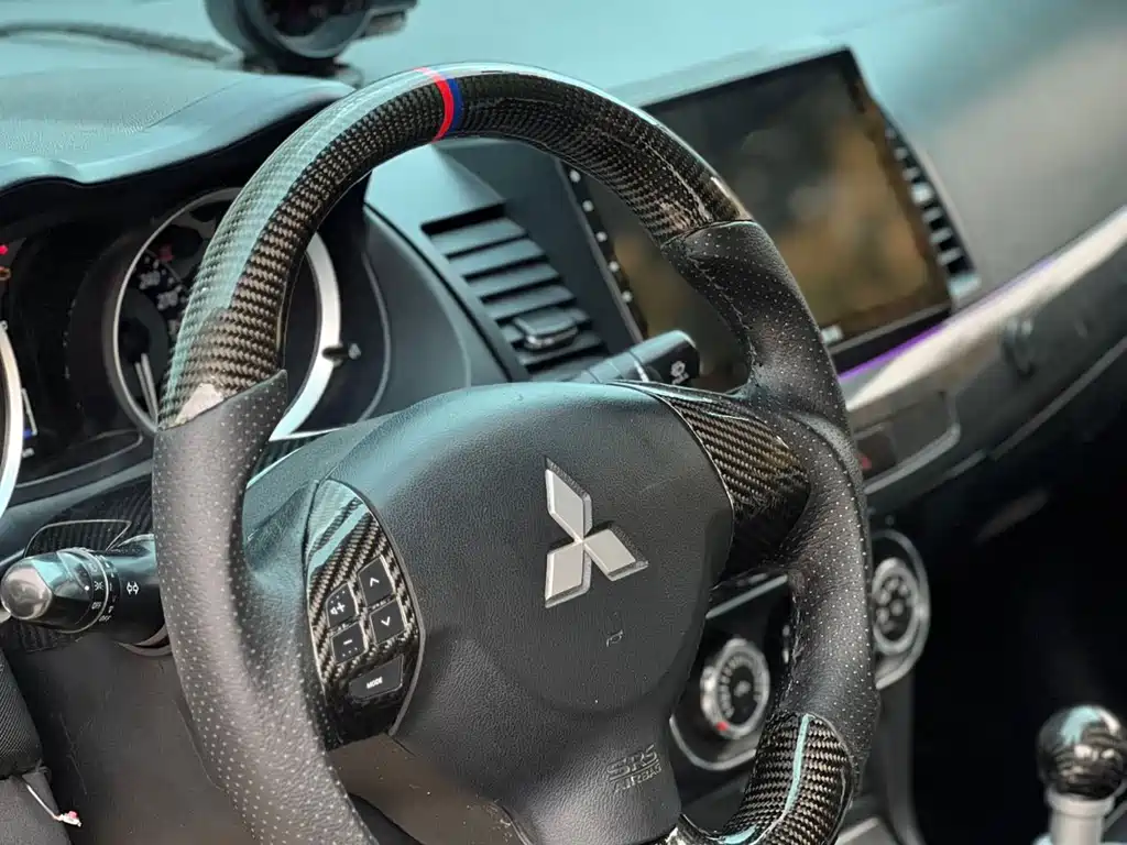 Mitsubishi Lancer EX