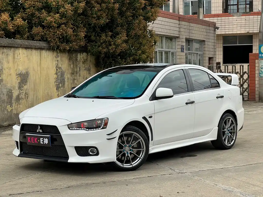 Mitsubishi Lancer EX