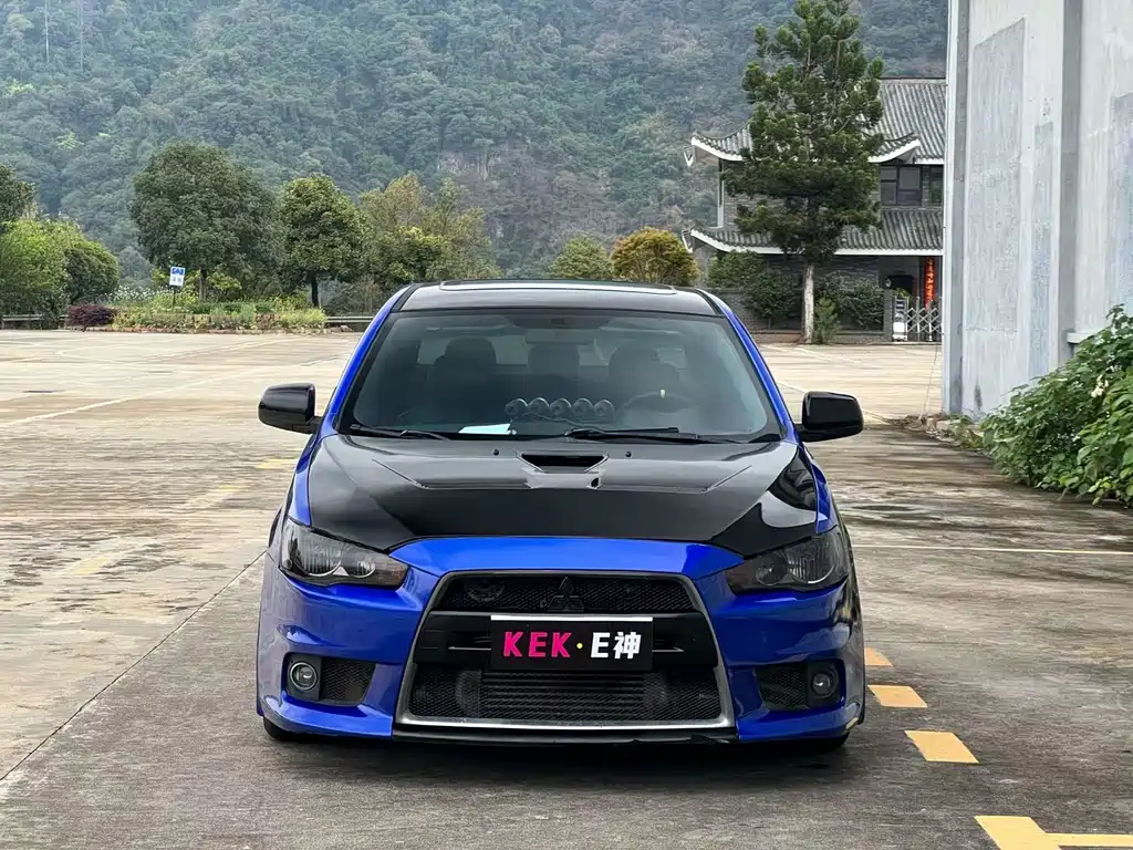 Mitsubishi Lancer EX