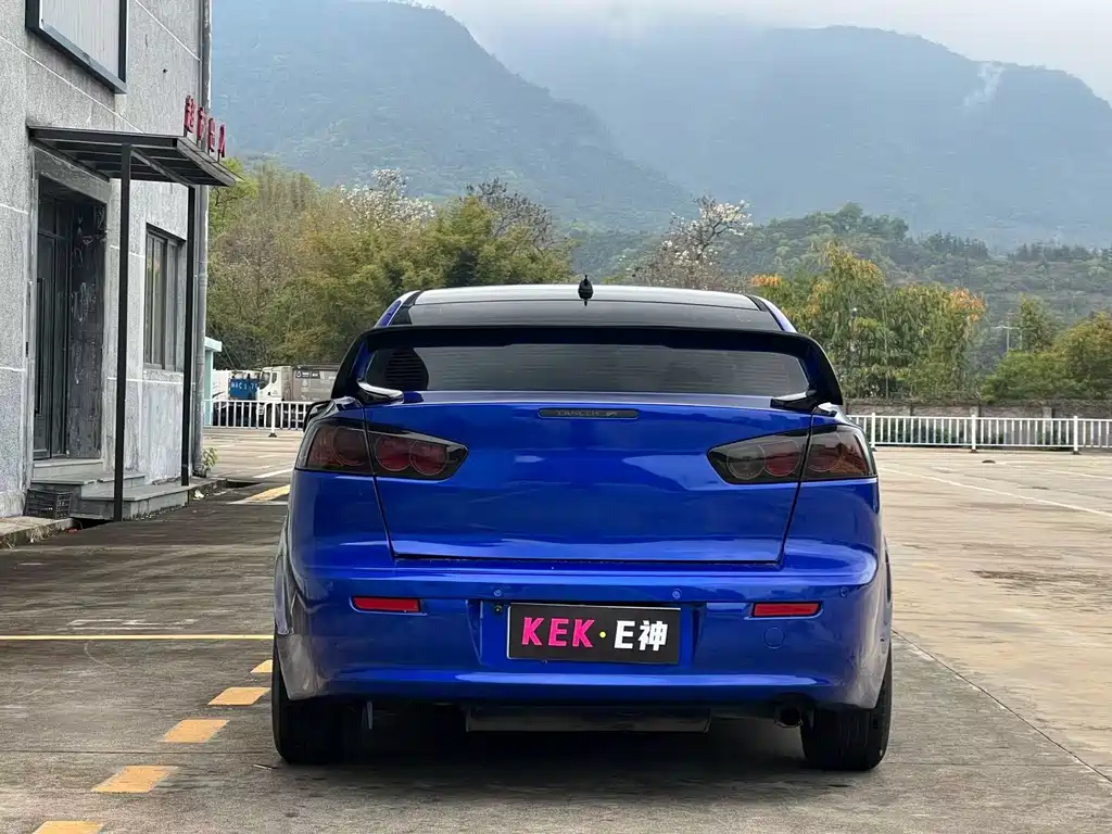 Mitsubishi Lancer EX