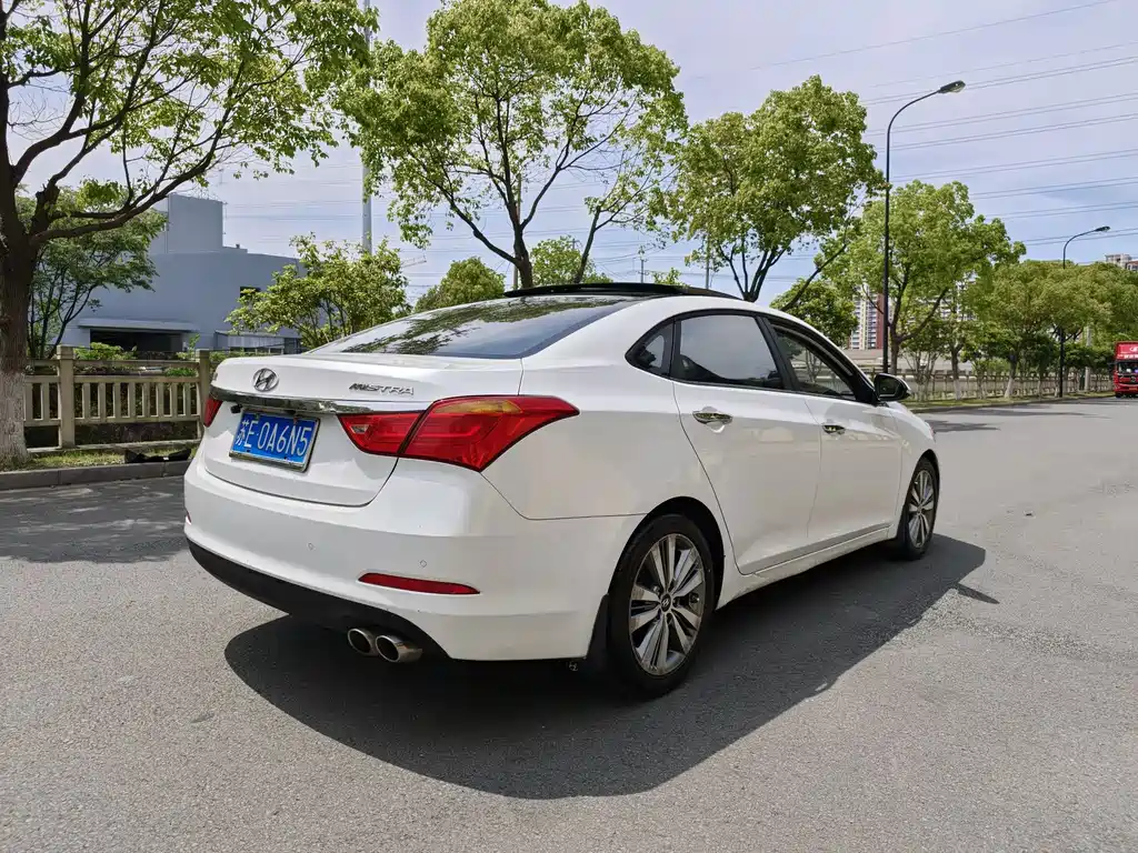 Hyundai Mistra