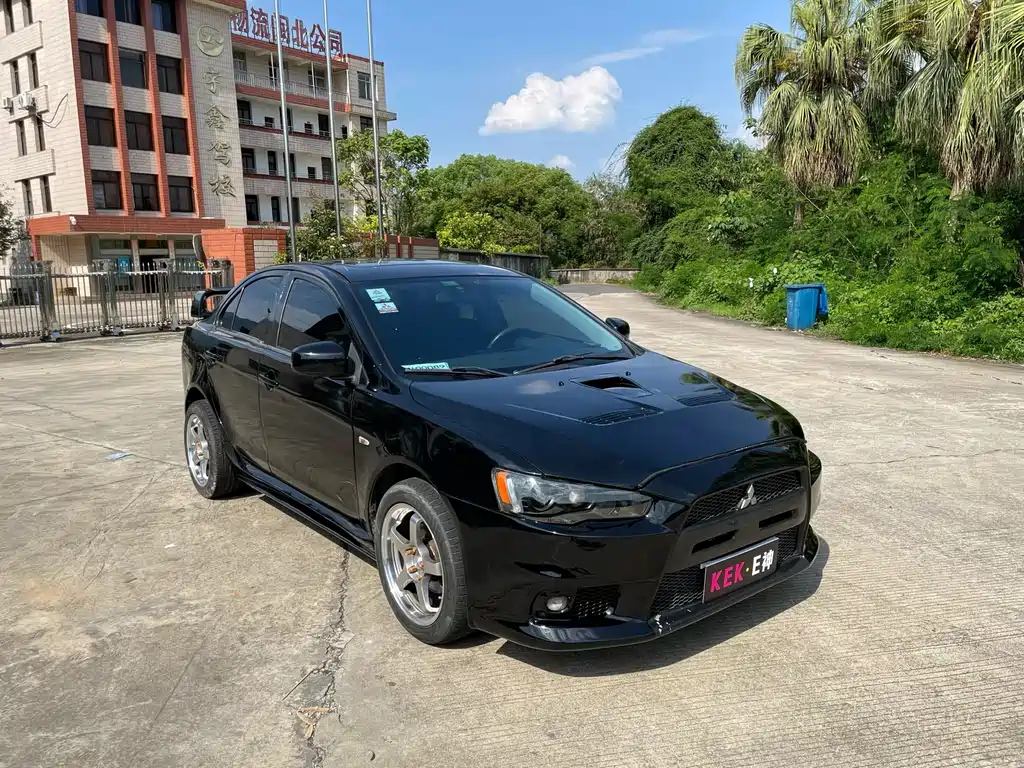 Mitsubishi Lancer EX