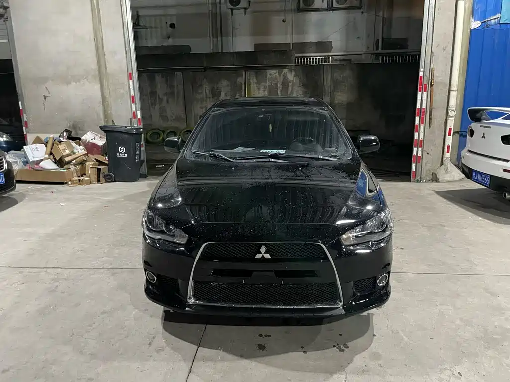 Mitsubishi Lancer EX