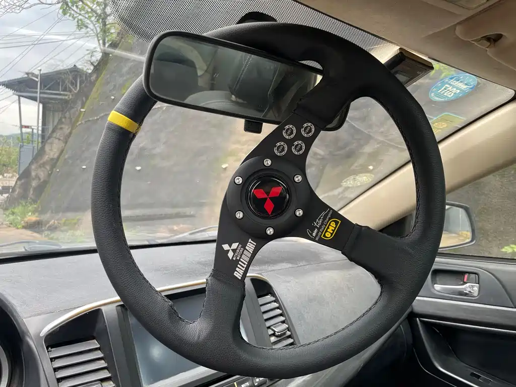 Mitsubishi Lancer EX