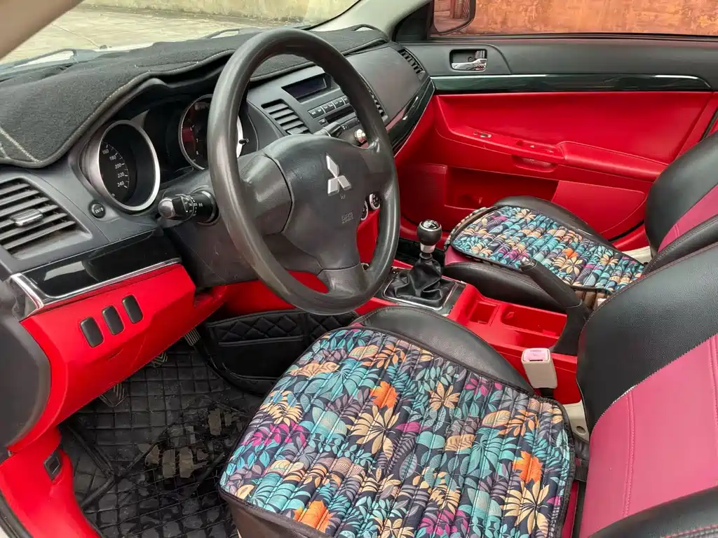 Mitsubishi Lancer EX
