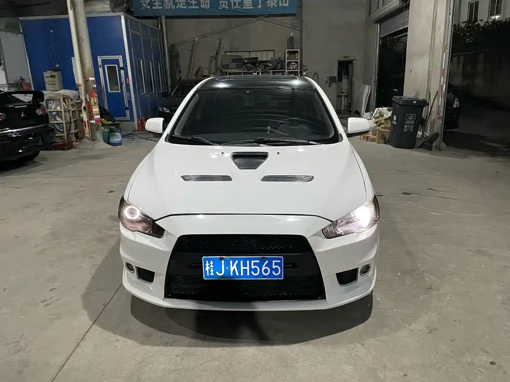 Mitsubishi Lancer EX