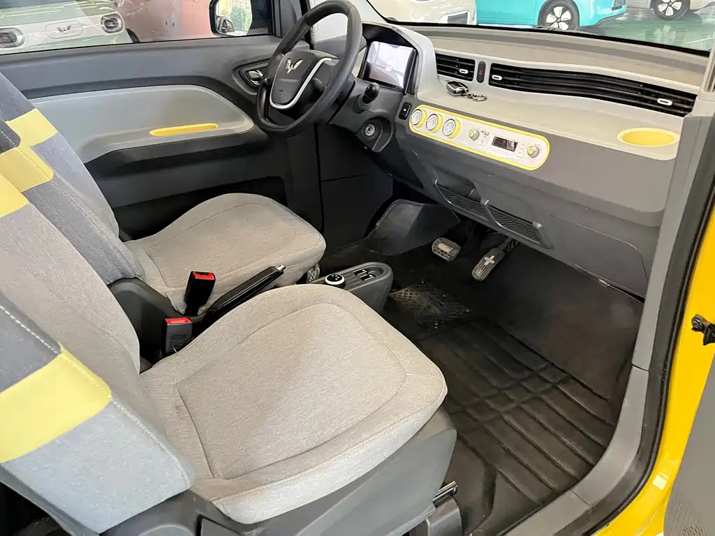 Wuling MINIEV