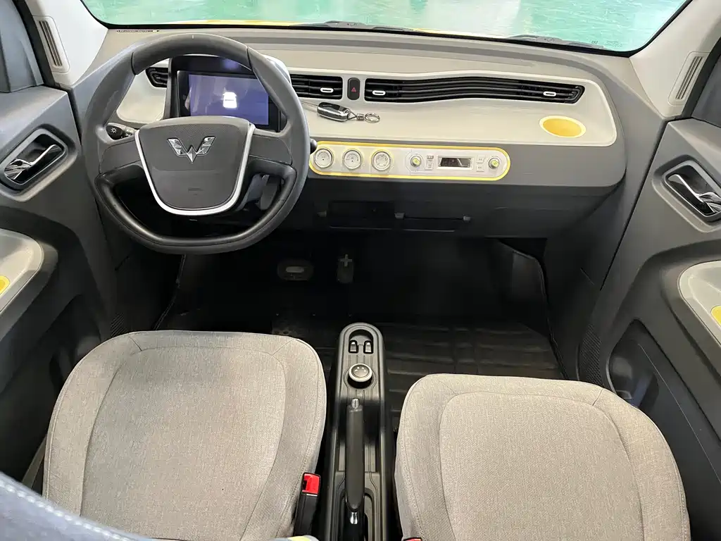 Wuling MINIEV