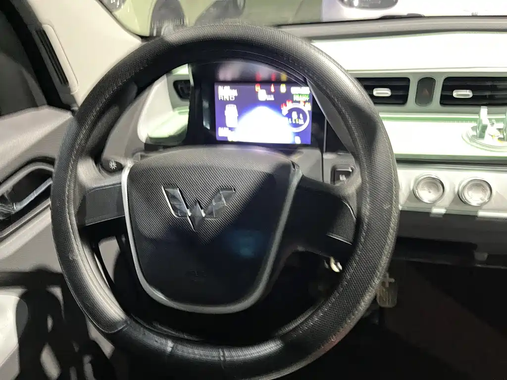 Wuling MINIEV