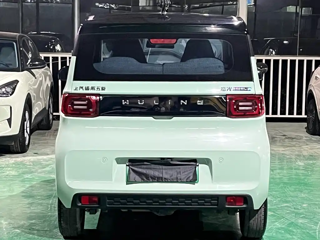 Wuling MINIEV