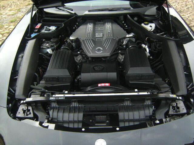 Mercedes-Benz SLS AMG