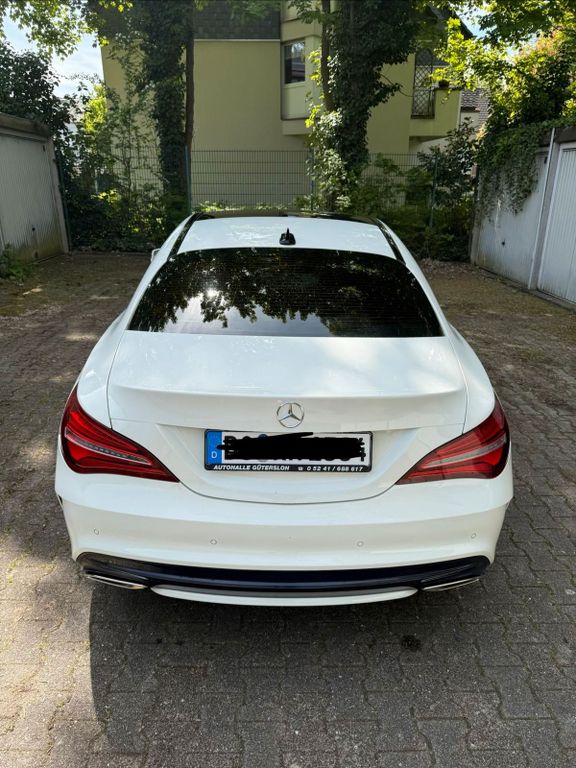 Mercedes-Benz CLA 180