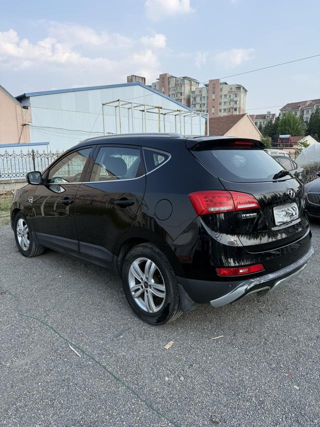 JAC Group Refine S5