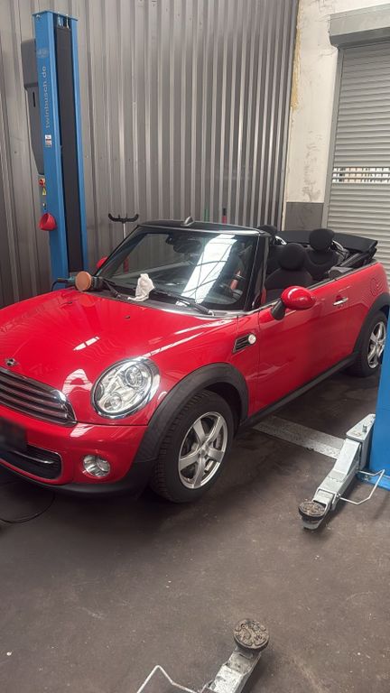 MINI Cooper Cabrio