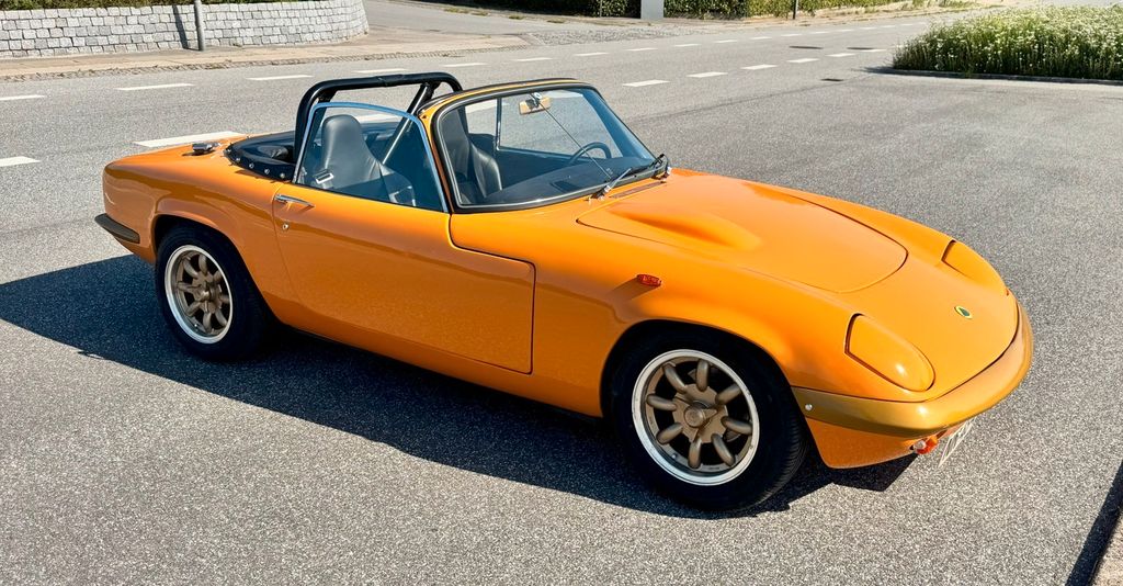 Lotus Elan