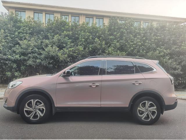 JAC Group Refine S7