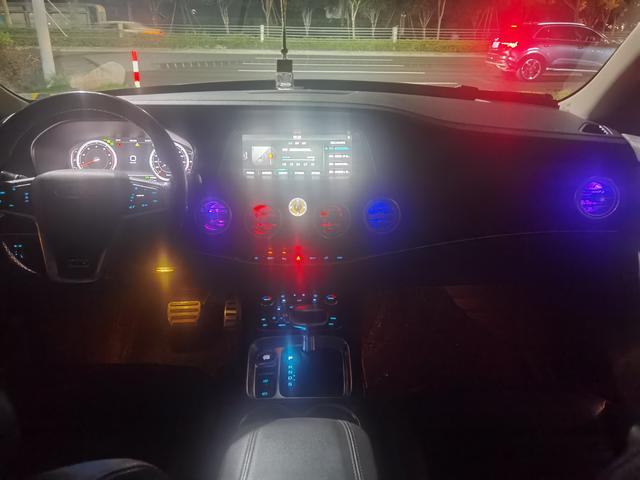 JAC Group Refine S7