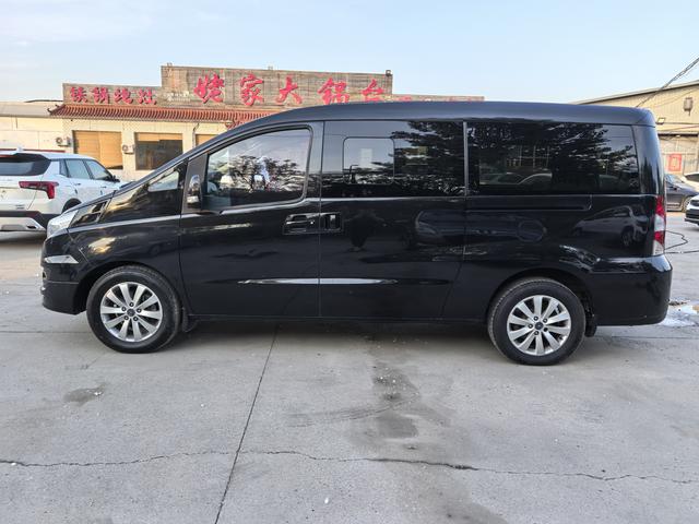 JAC Group Refine M5