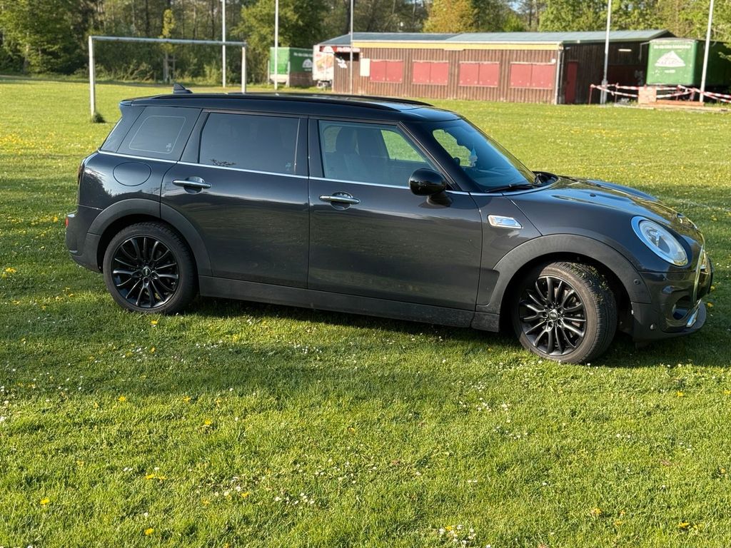 MINI Cooper Clubman