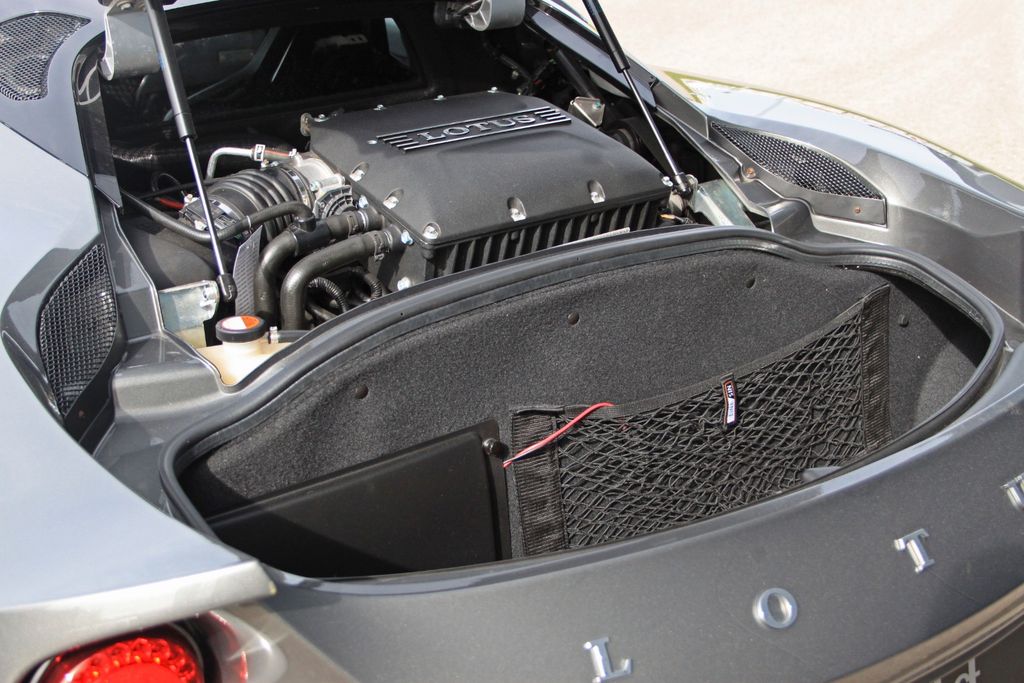 Lotus Evora
