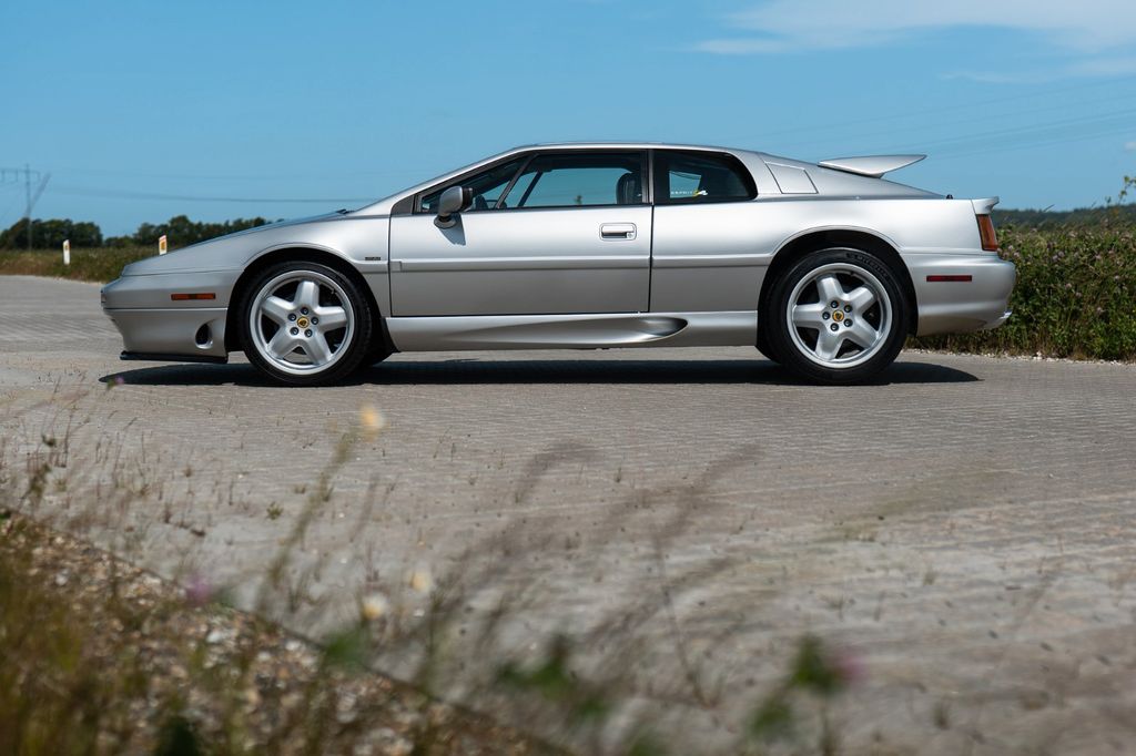 Lotus Esprit