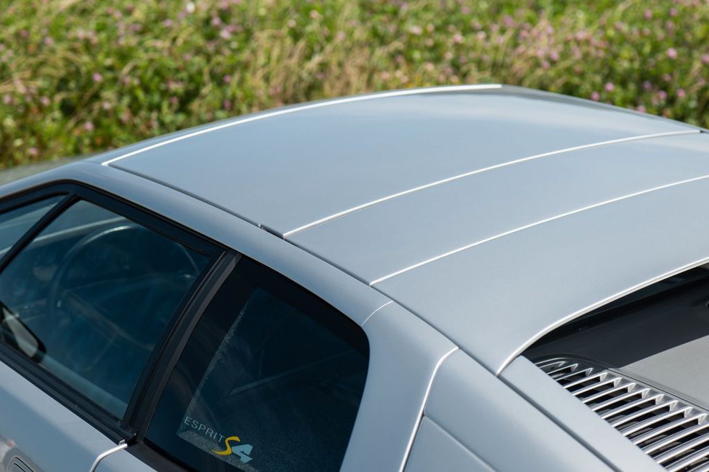 Lotus Esprit