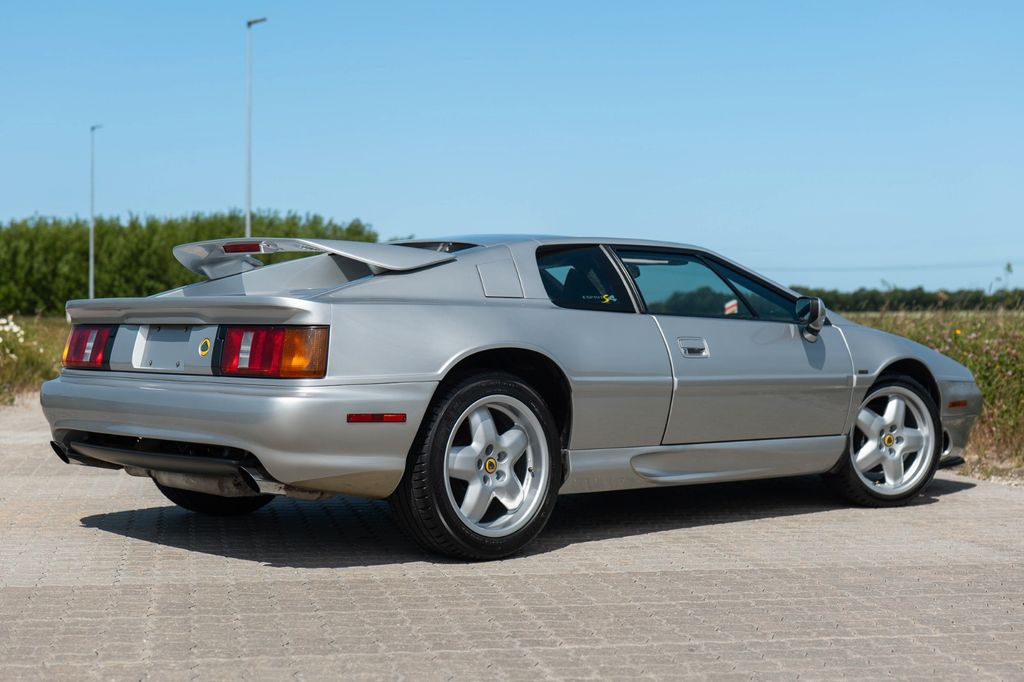 Lotus Esprit