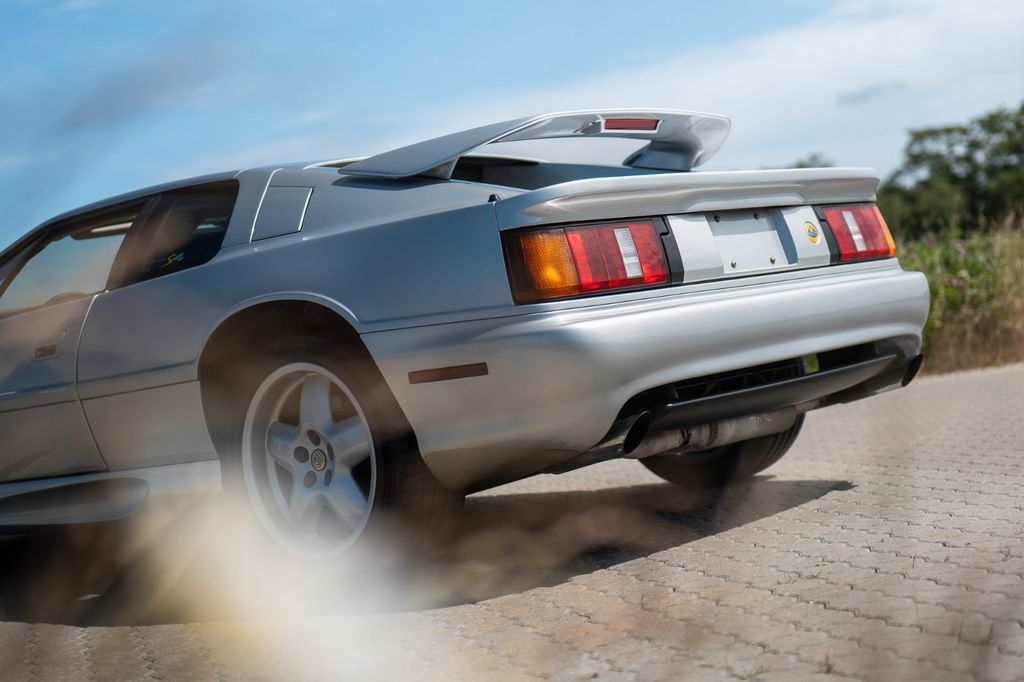 Lotus Esprit