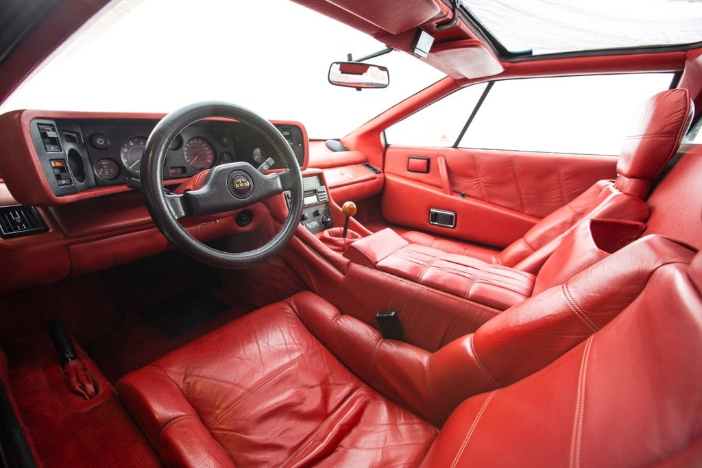 Lotus Esprit