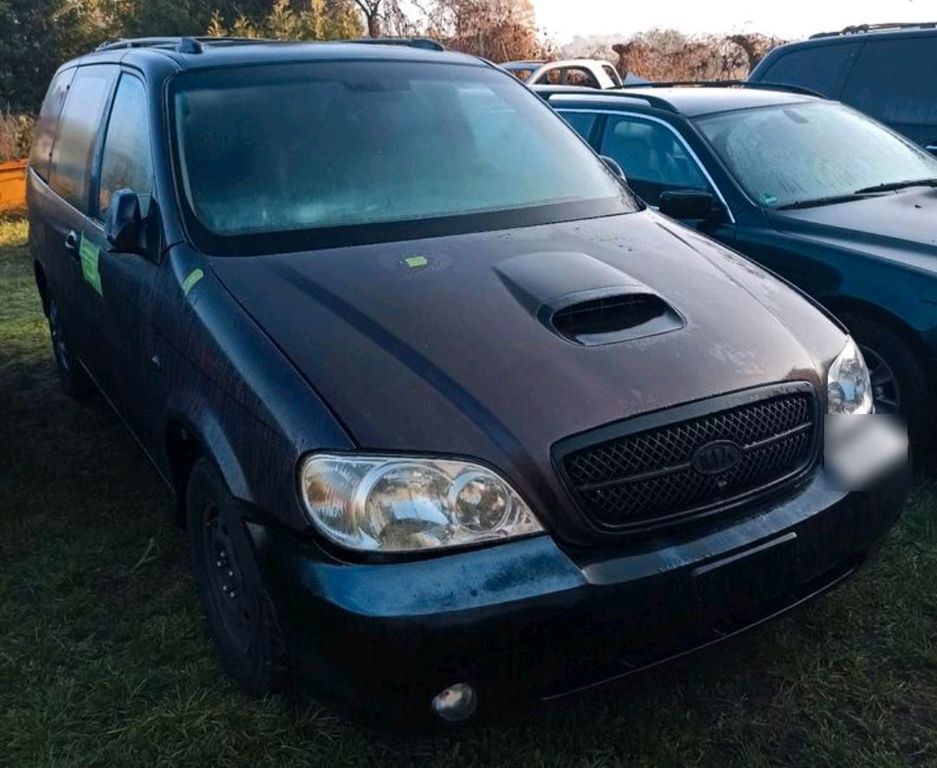 Kia Carnival