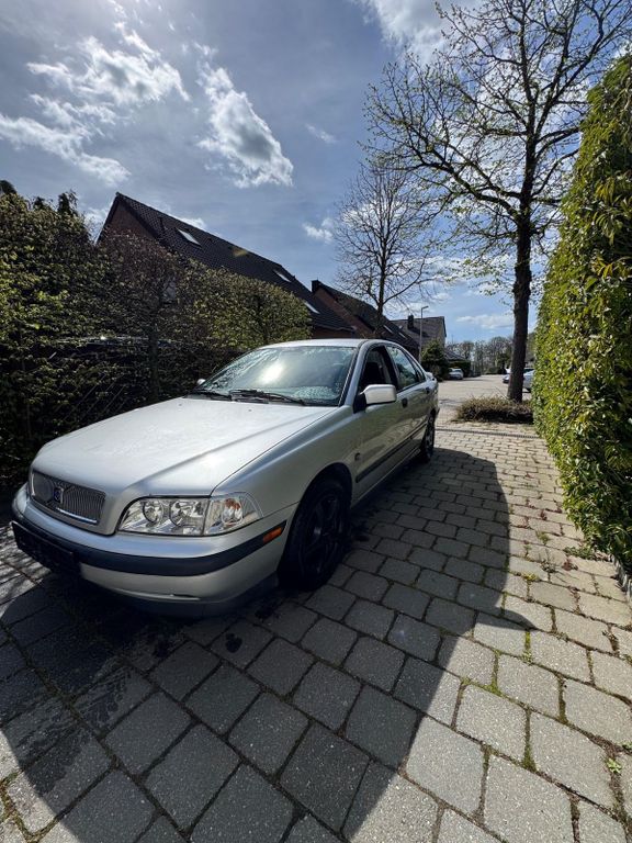 Volvo S40