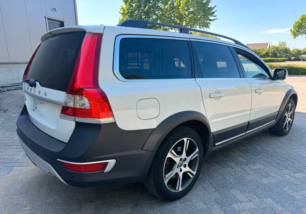 Volvo XC70