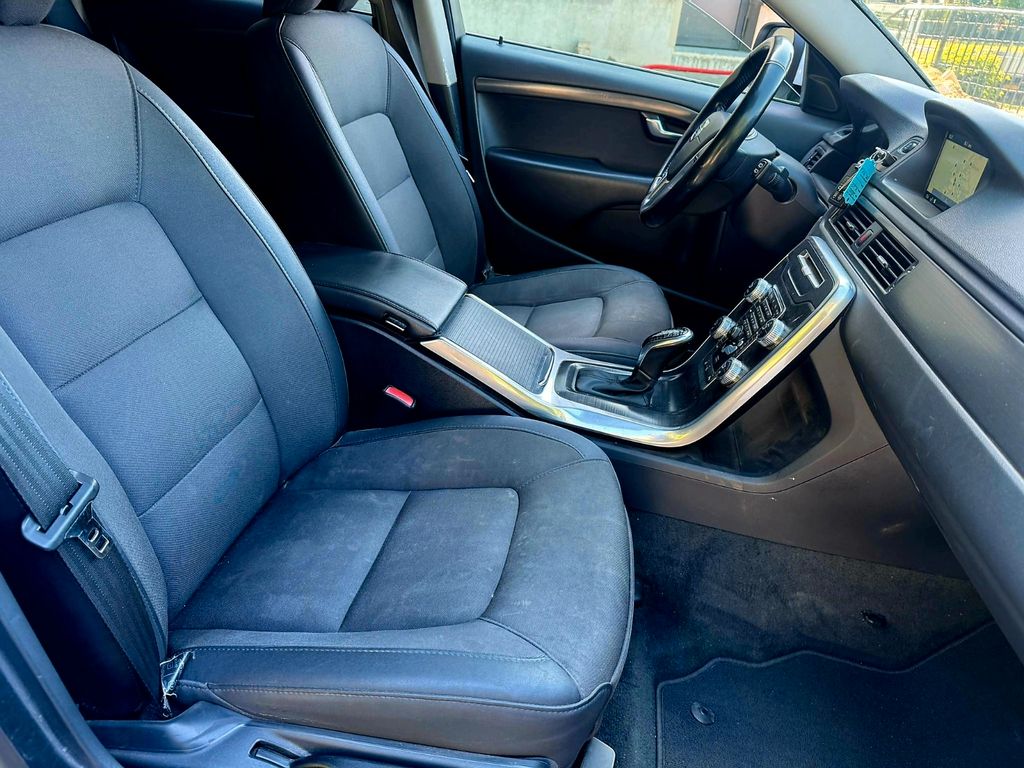 Volvo XC70