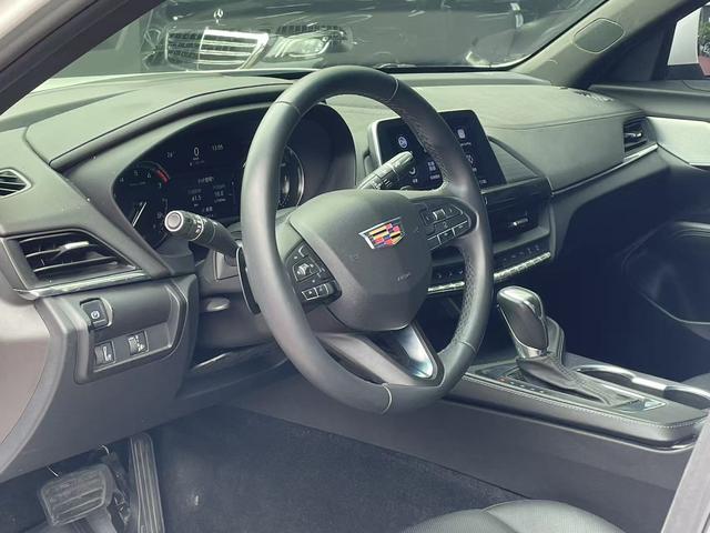 Cadillac Cadillac CT4