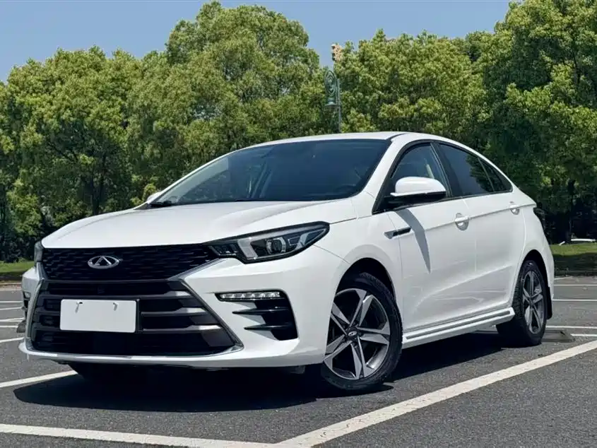 Chery Arrizo 5 PLUS