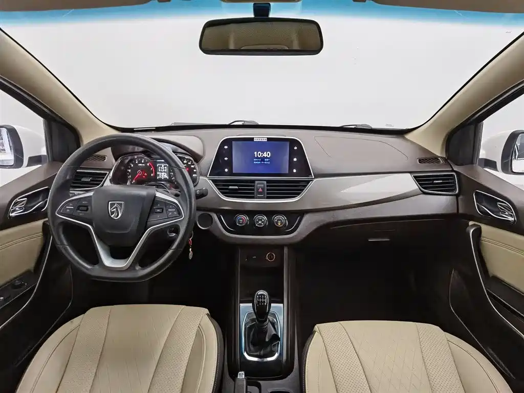 Baojun 310W
