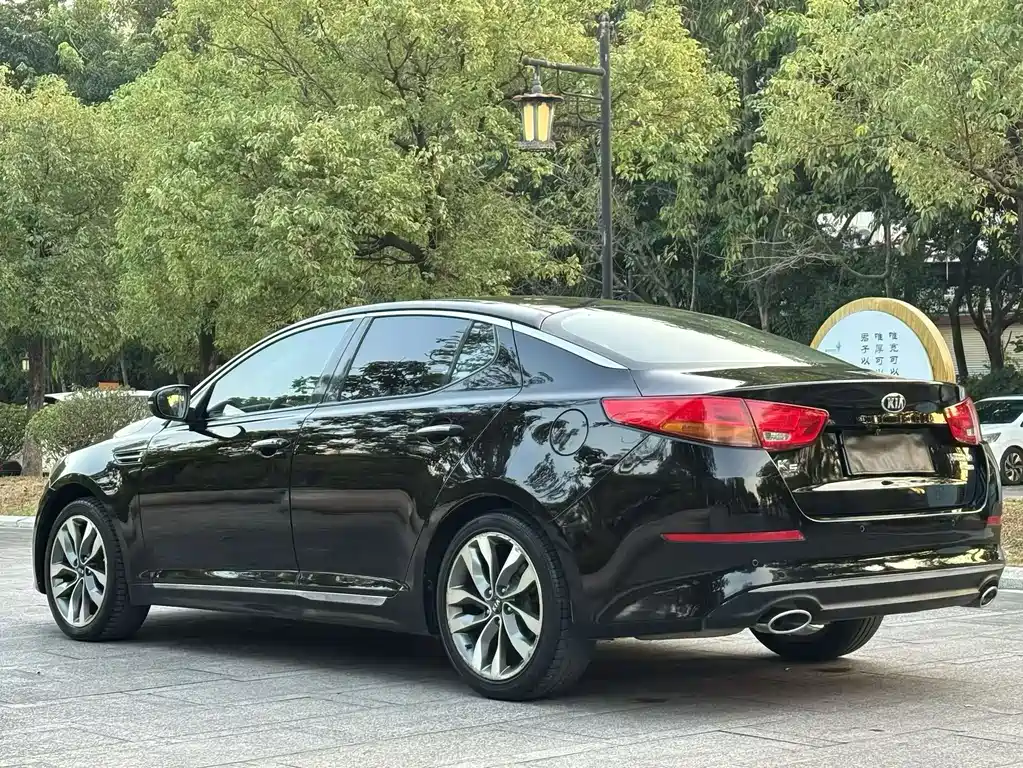 Kia K5