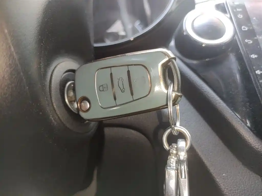 Kia K2
