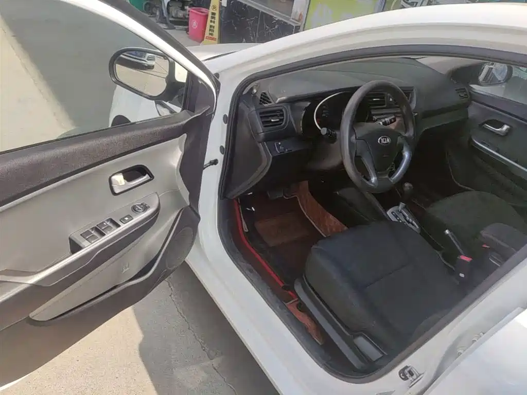 Kia K2
