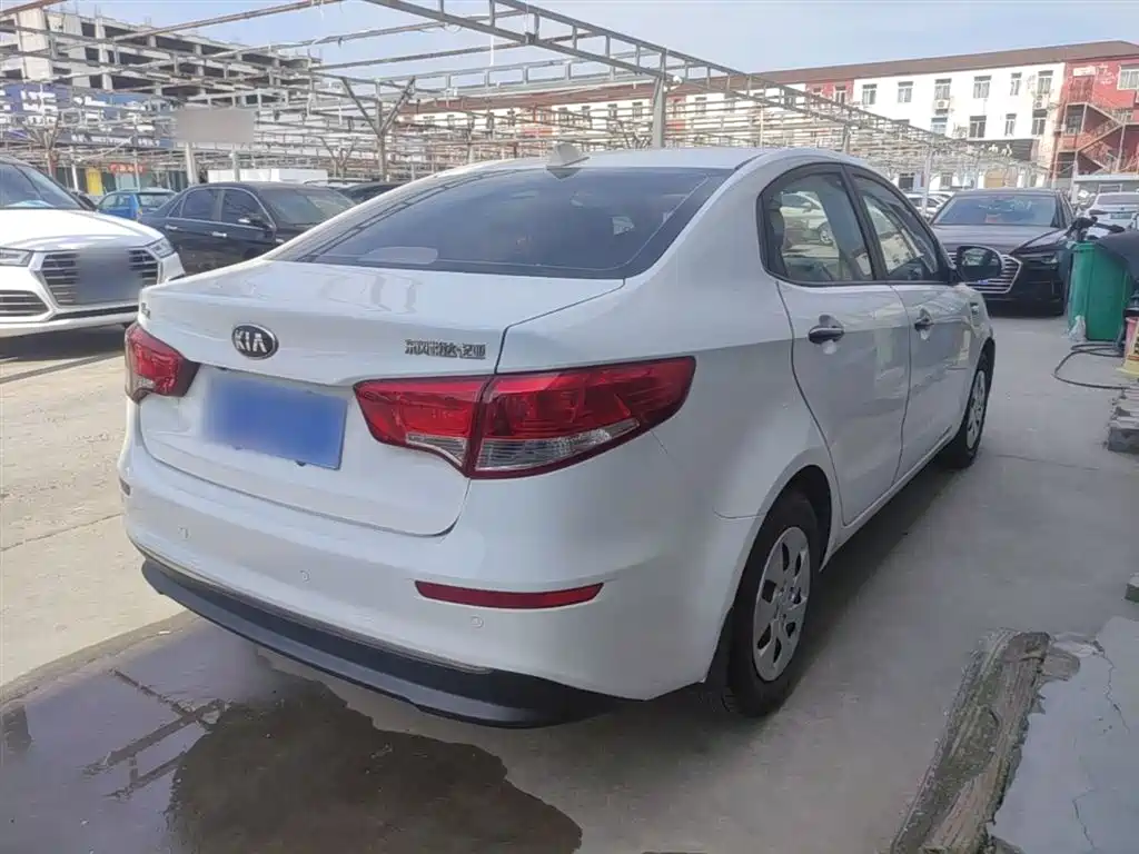 Kia K2